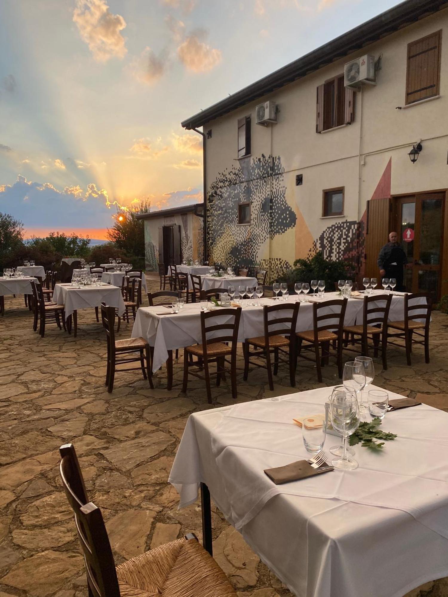 Agriturismo Il Riccio مونتيكيو المظهر الخارجي الصورة